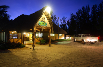 Pomene Bay Lodge